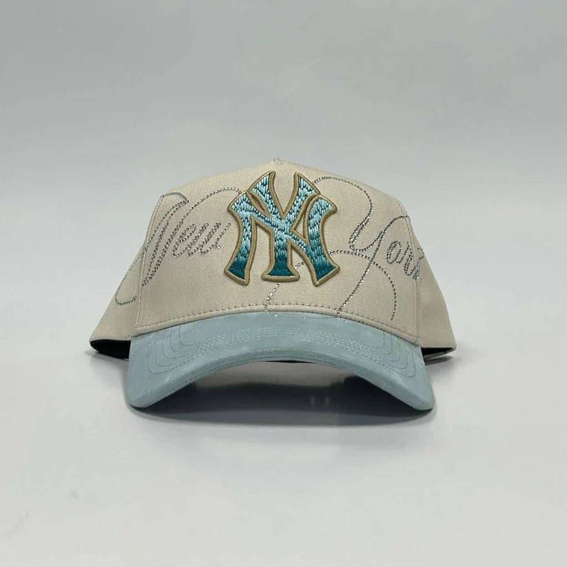 GORRA NY CRISTALS LIGHT BLUE