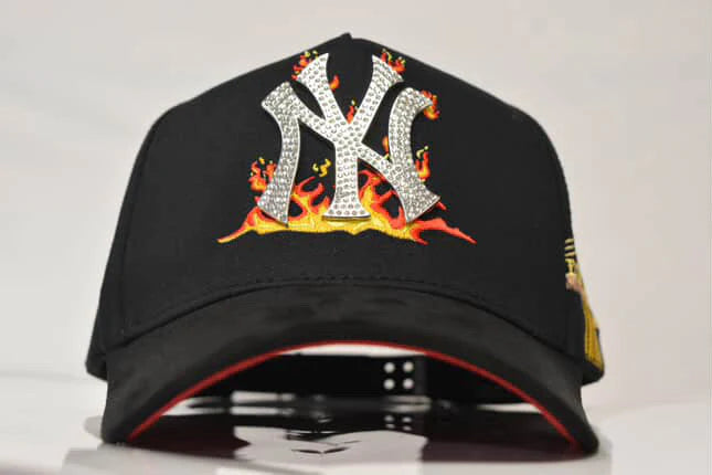 GORRA NY CRYSTALS BLACK